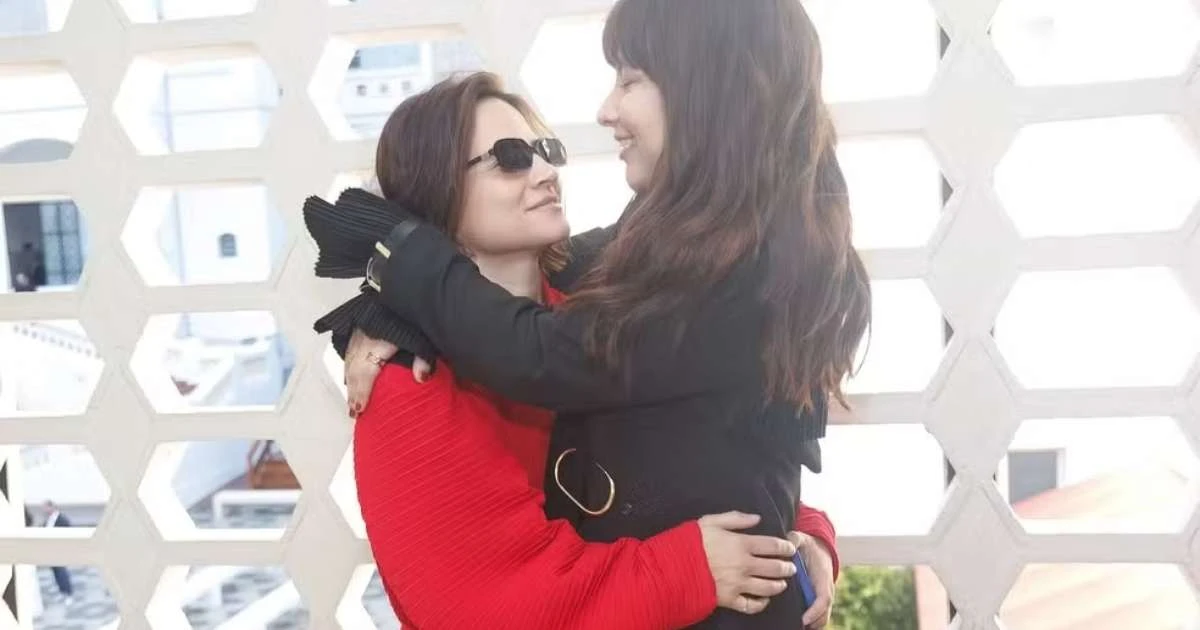 Bianca Comparato surpreende ao revelar fim de namoro com Rafaella Caniello