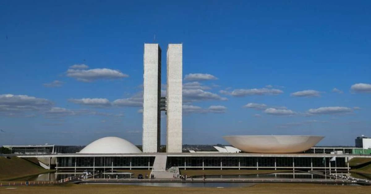 Sete deputados estreiam na Câmara nesta semana; veja quem são