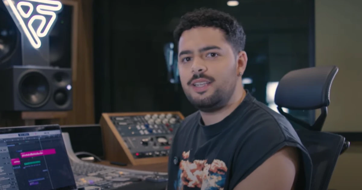 Pedro Sampaio revela quem é a famosa que gravou 'gemido' em hit: 'Uma das maiores cantoras do Brasil'
