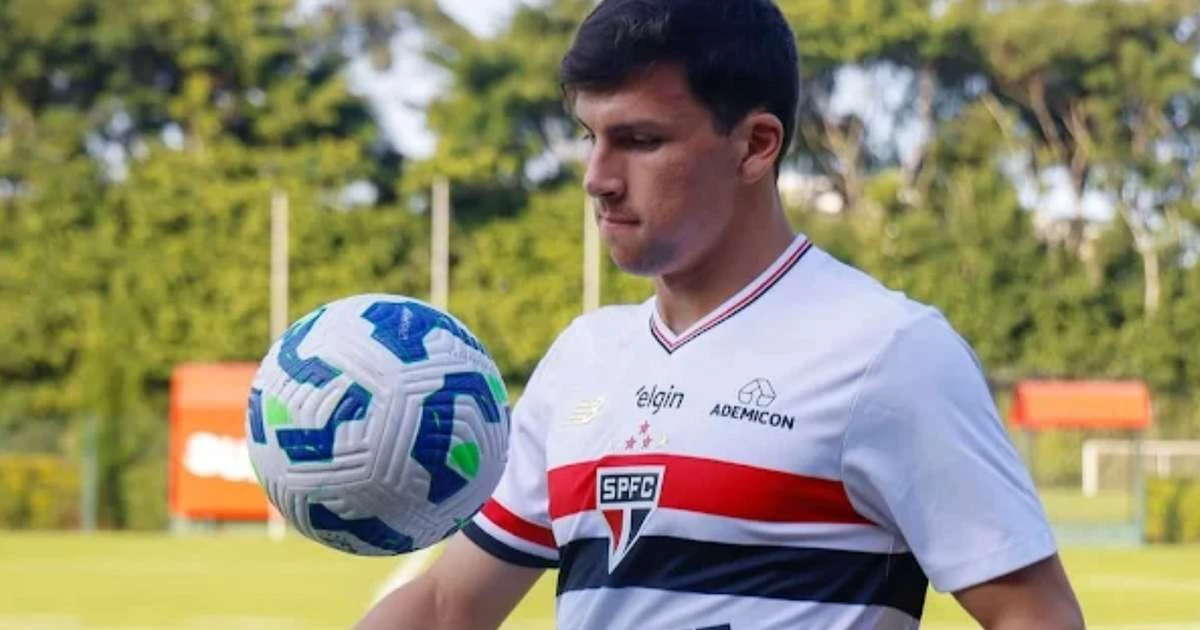 Além de Tapia, São Paulo quer contratar mais dois jogadores