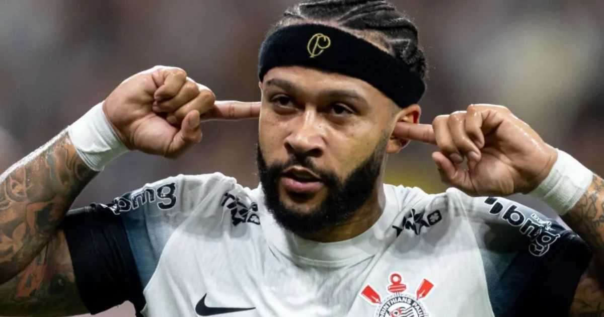 Jornalista afirma que Memphis Depay tem problemas com o elenco do Corinthians