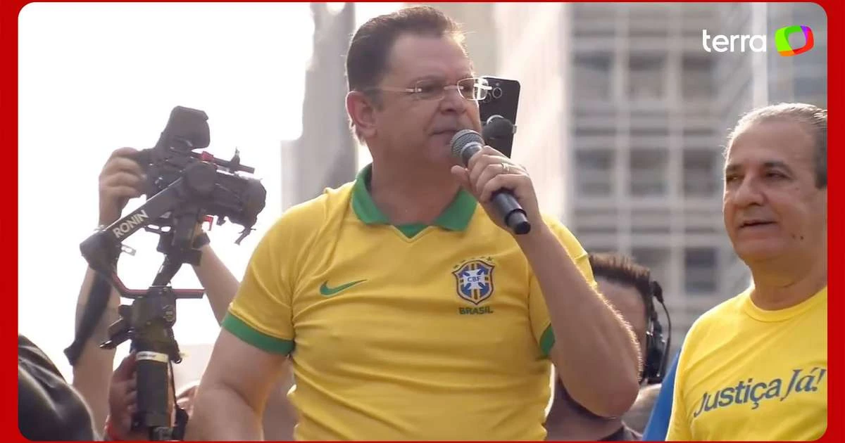 Deputado cita 'fim de mês' e 'futebol' ao prever críticas por público menor na Paulista