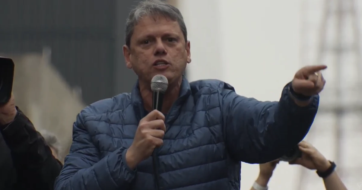 Anunciado como 'amigo fiel', Tarcísio diz que é 'fundamental' ter Bolsonaro na eleição em 2026