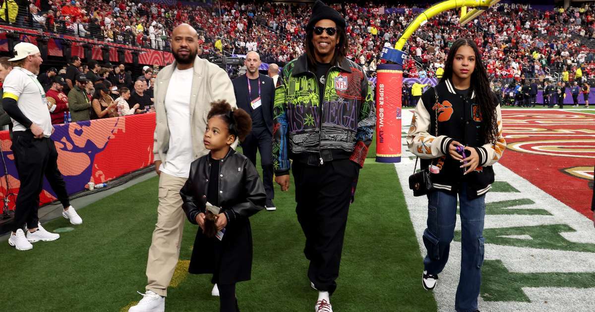 Jay-Z usa relógio raro de R$ 20 milhões no Super Bowl; veja