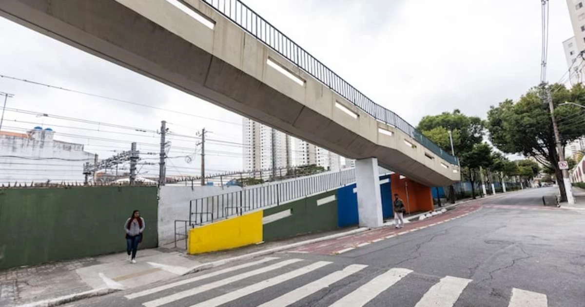 Assaltos dobram no entorno de passarela na Barra Funda onde publicitário foi morto por ladrões