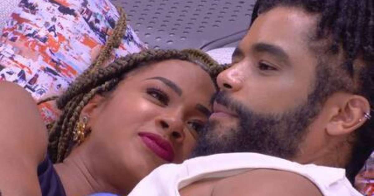 'BBB 25': Beijo de novela? Aline surpreende Diogo com pedido inusitado e web reage