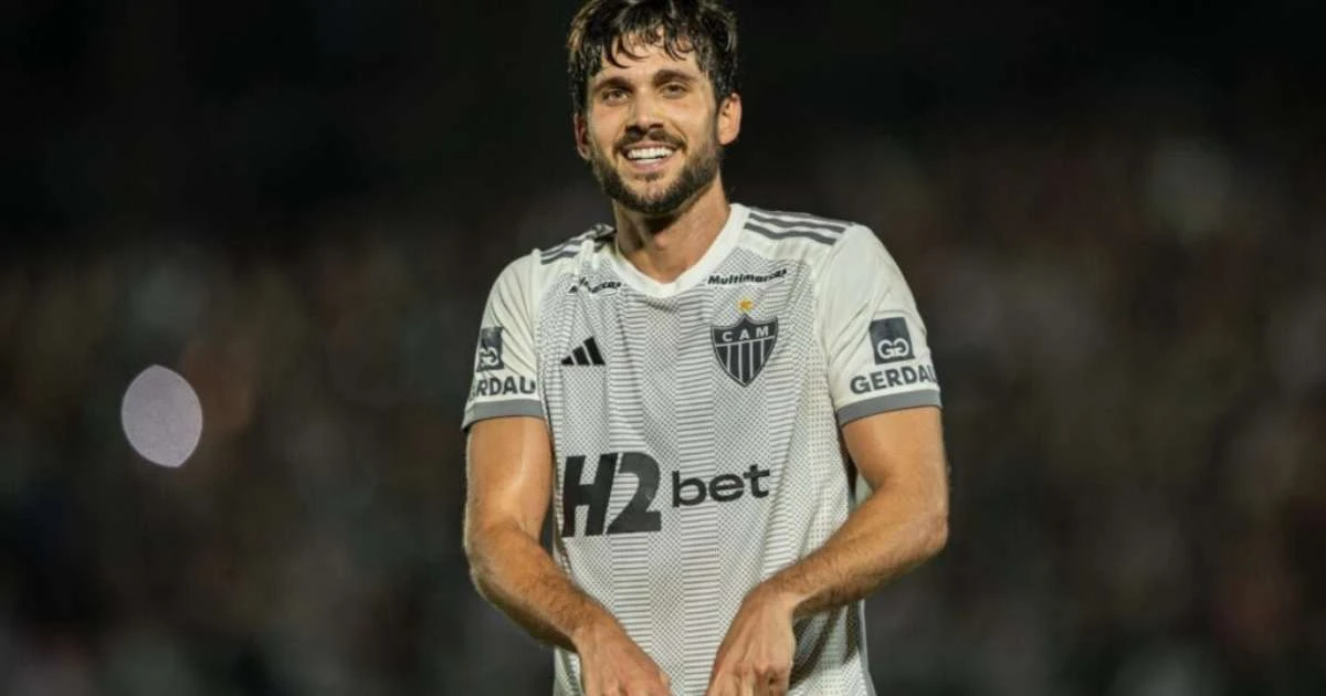 Reforço chega ao Rio para assinar com o Fluminense