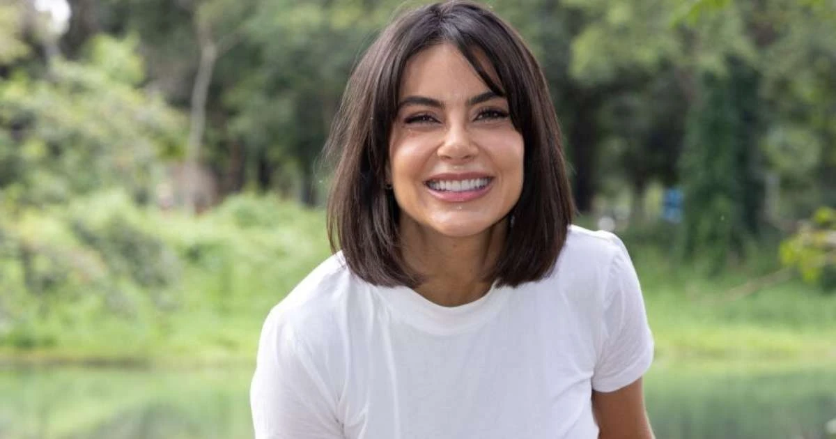 Sobrinha de atriz veterana, Lis Luciddi avalia impacto de sobrenome na carreira: 'Tudo na raça'
