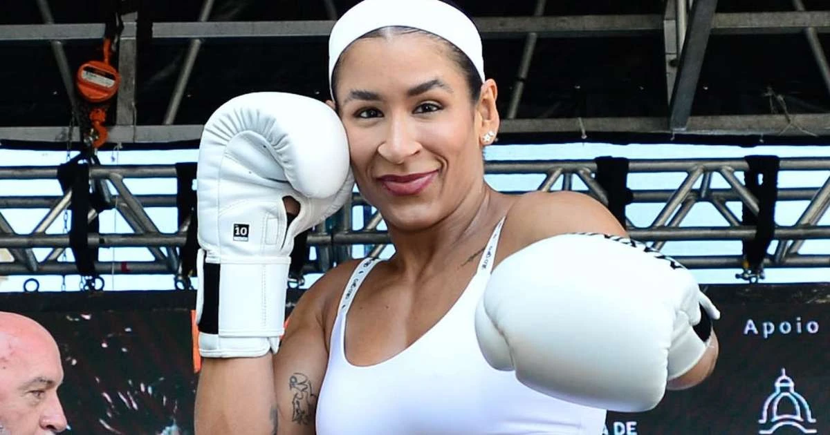Nutricionista, boxeadora e saradíssima: 15 fotos do corpo definido de Emilene Juarez, esposa de Popó, vão te fazer querer correr para a aula de boxe já