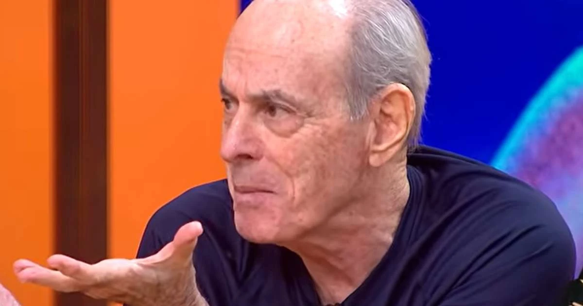 Ney Matogrosso relembra experiência intensa com terapia Fischer-Hoffman: 'Arranquei pedaço da mão de um homem'