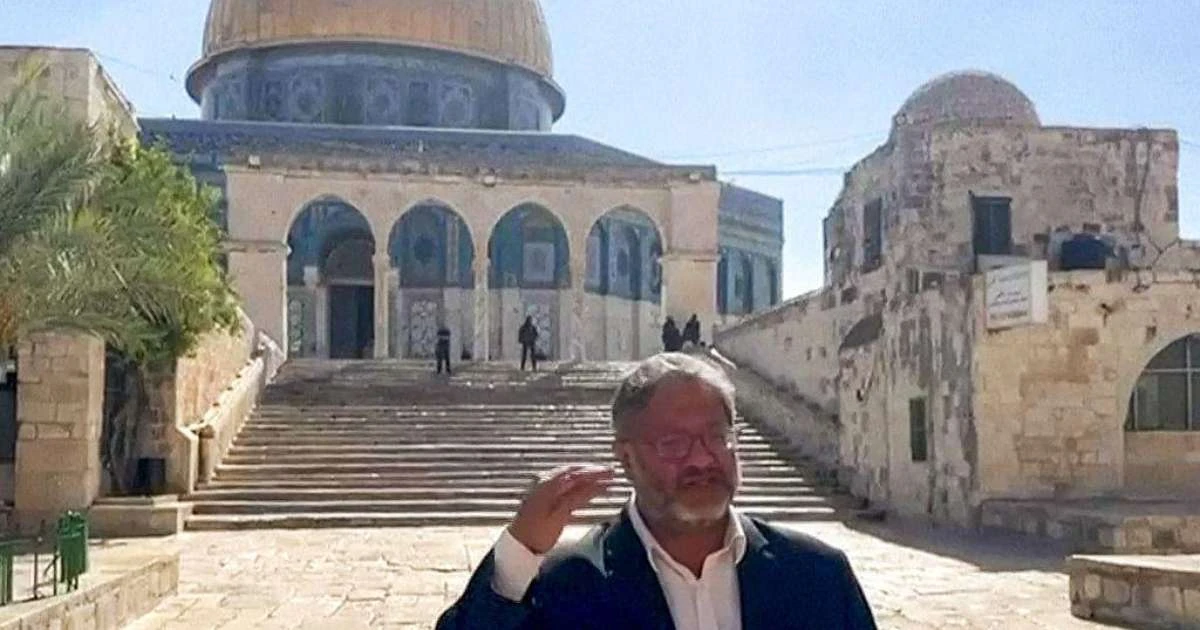 Por que oração de ministro israelense em local sagrado de Jerusalém causou indignação no Oriente Médio