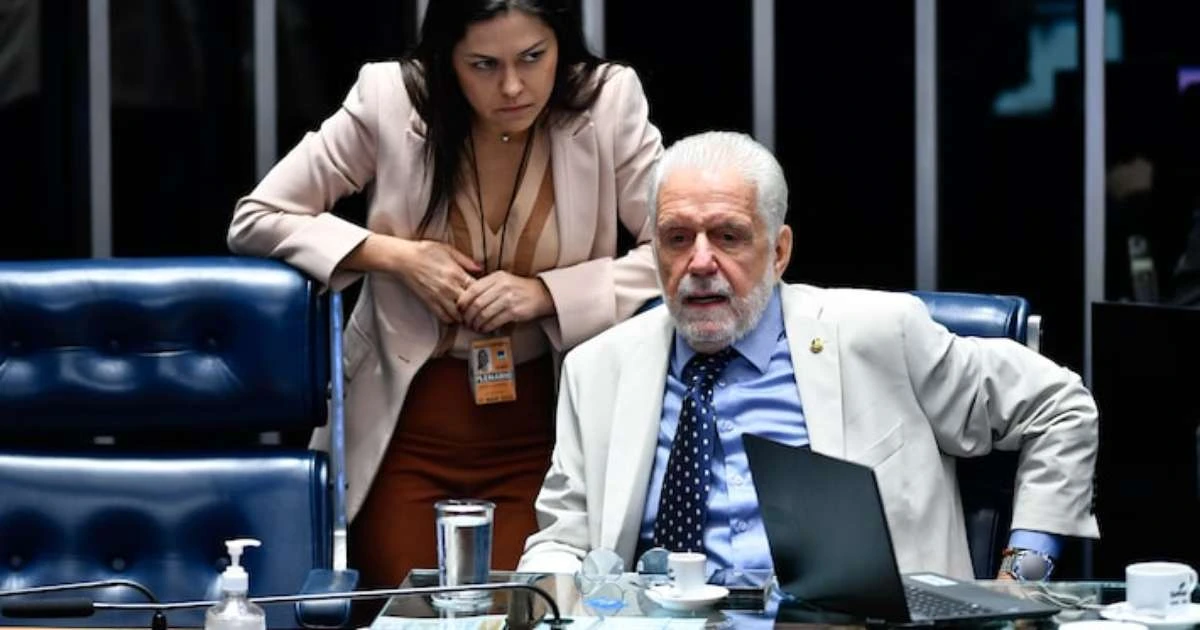 Líder do governo Lula defende retomada de discussão sobre plebiscito para parlamentarismo