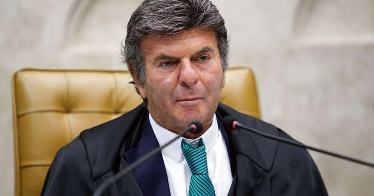 Fux diz que PF nem PGR apresentaram provas de risco de fuga de Bolsonaro