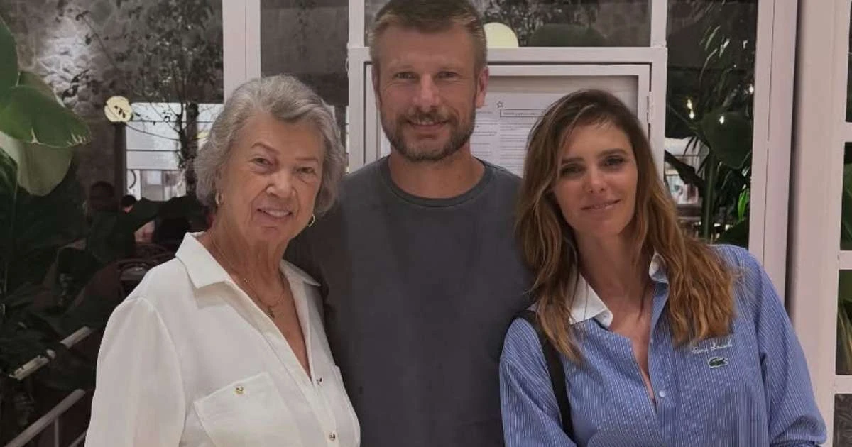 Fernanda Lima comove ao lamentar morte da sogra: 'Todo dia cai uma lágrima'