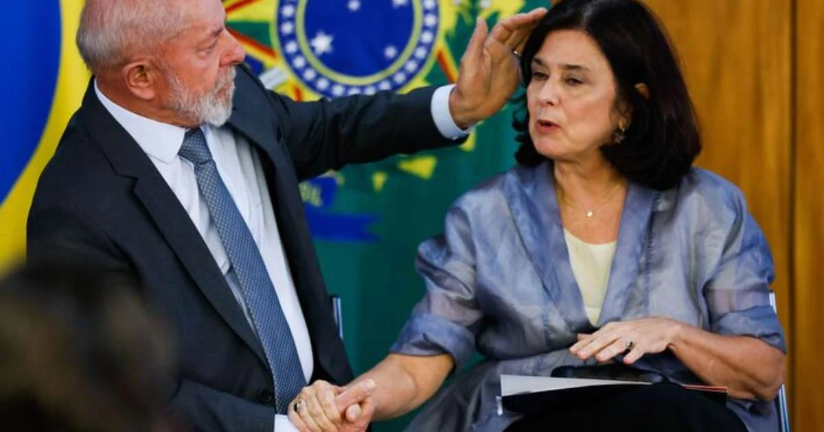 Fora escândalos, Lula prioriza troca de ministras mulheres no governo