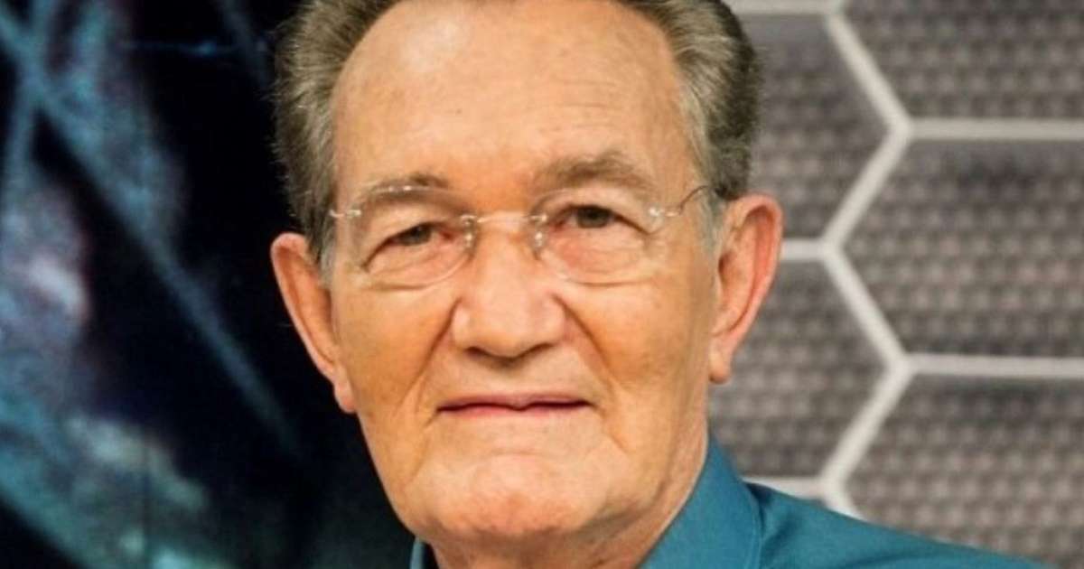 Léo Batista, nome histórico da comunicação do Brasil, morre aos 92 anos; jornalista estava internado após complicações de um tumor