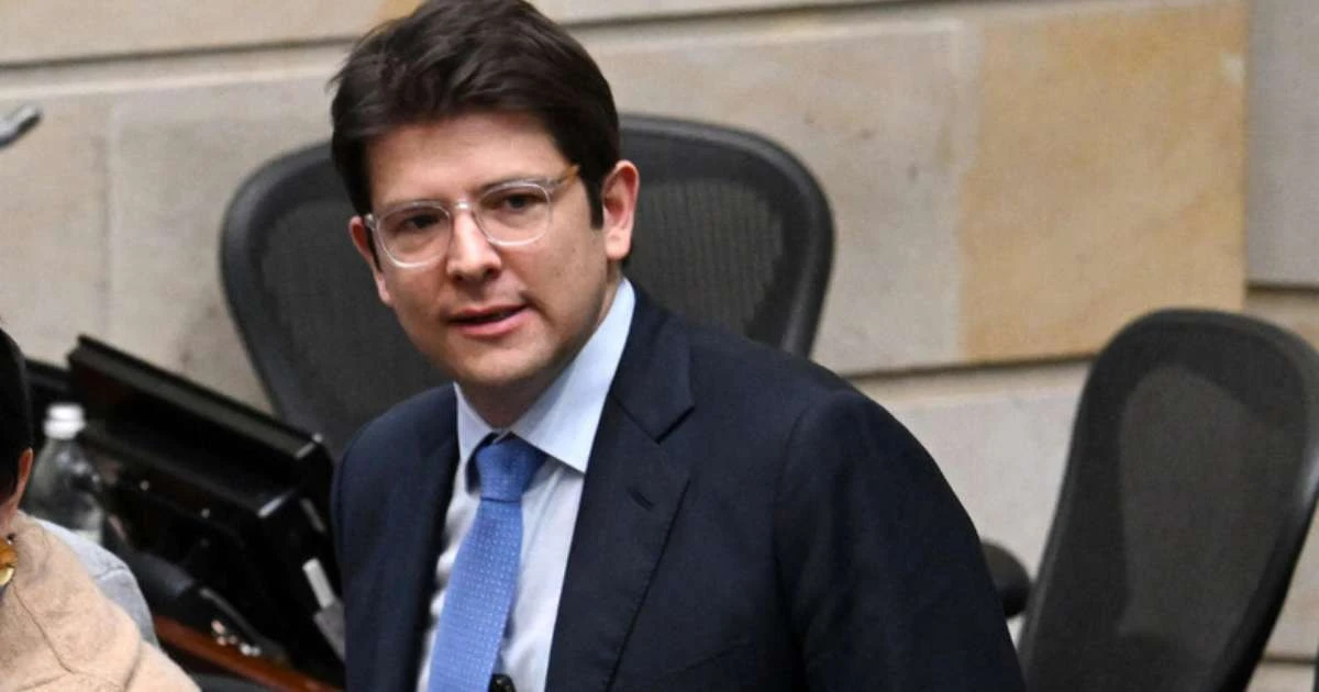 Ataque contra Uribe pode envolver de execução a rixas políticas