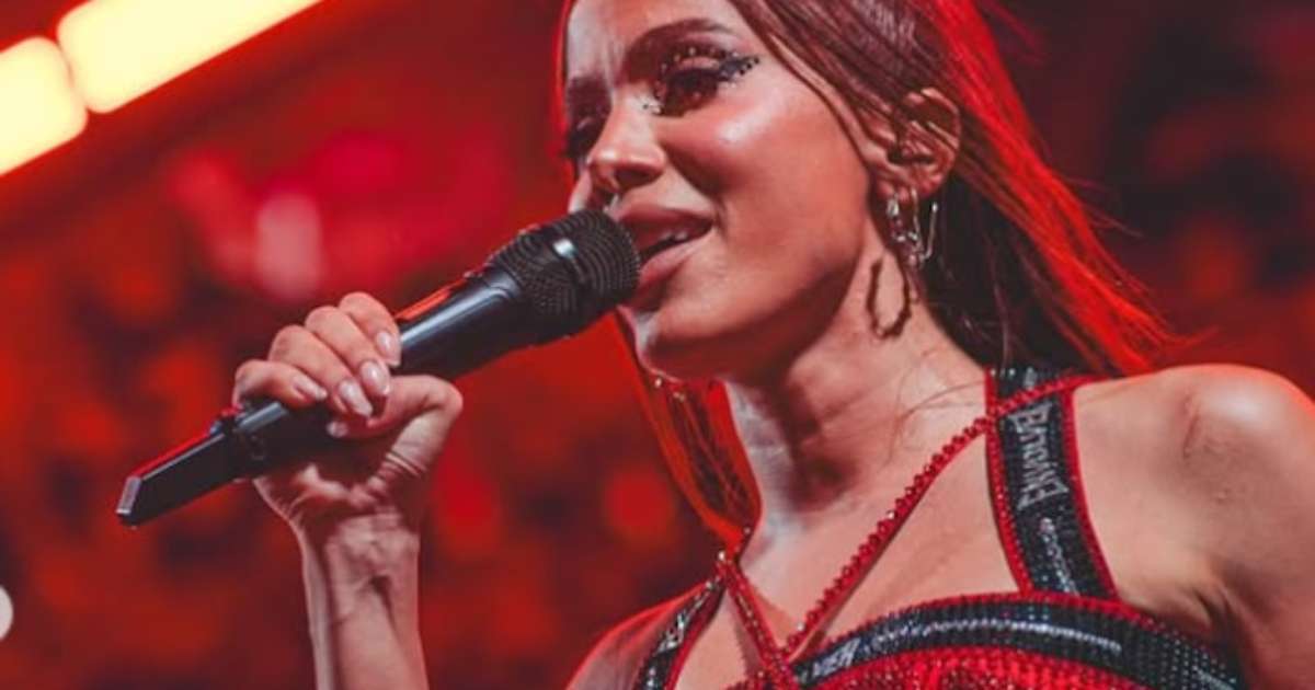 Começa a turnê 'Ensaios da Anitta': veja look e inspiração da cantora