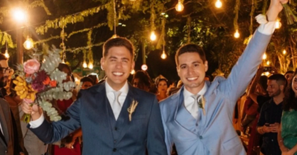 Repórteres da Globo celebram três anos de casamento: 'Você tem a mim e nós temos o mundo'