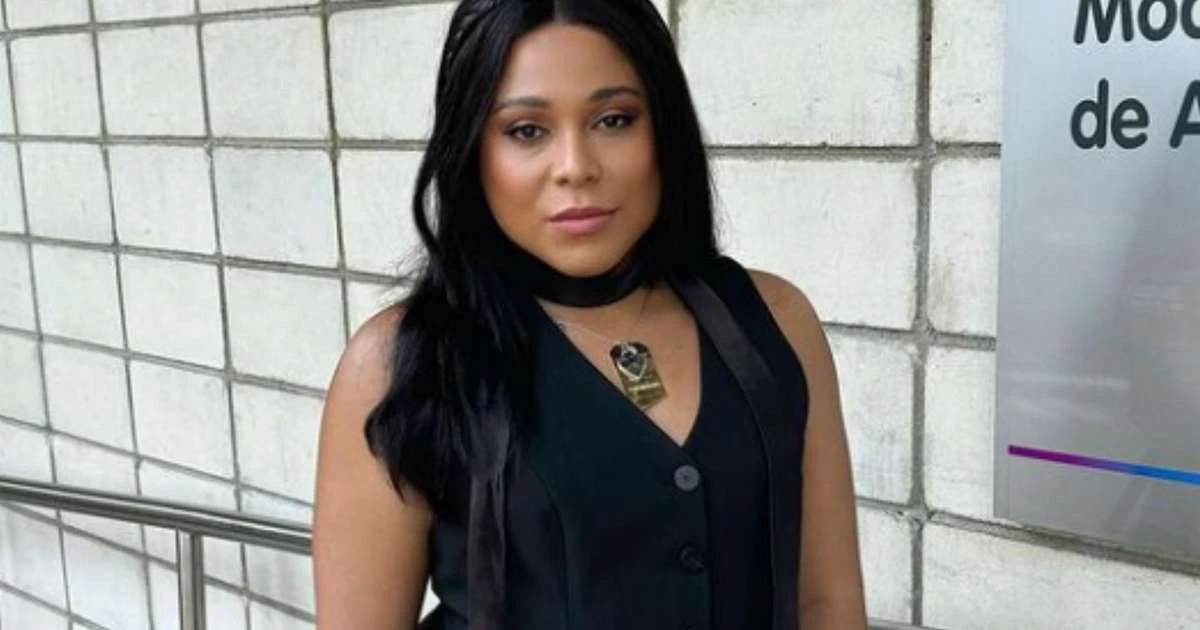 Blogueirinha aparece 'desmontada' em foto raríssima e surpreende a internet