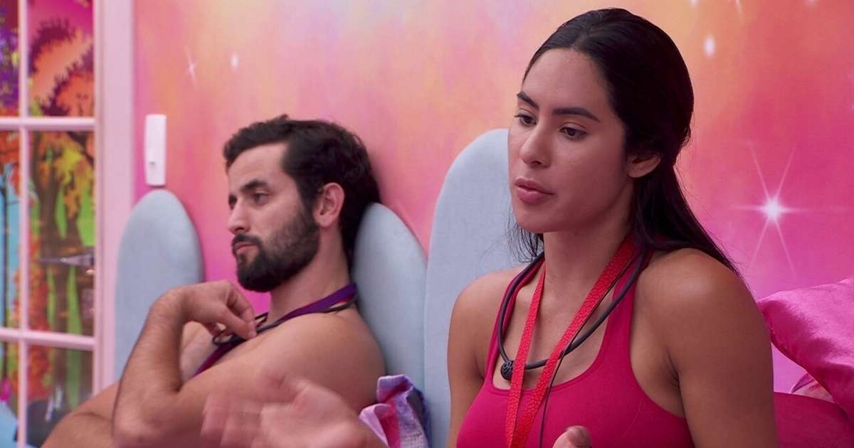 Isabelle Nogueira se desentendeu com seu atual namorado, Matteus, durante BBB 24