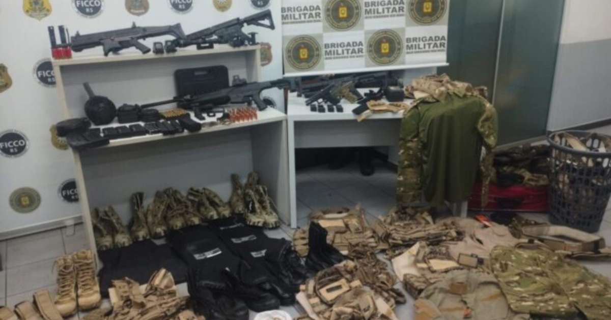 Trio é preso com arsenal de armas e granadas em operação no RS