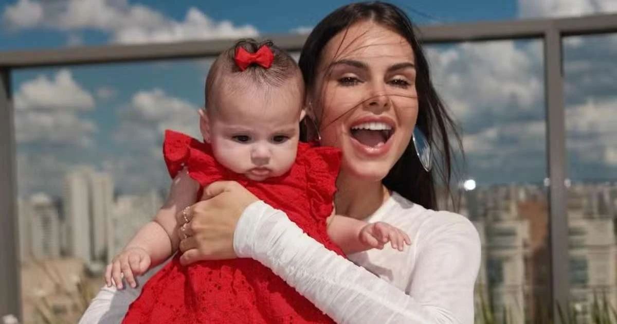 Amanda Kimberlly abre o coração ao celebrar primeiro Dia das Mães: 'Por você'