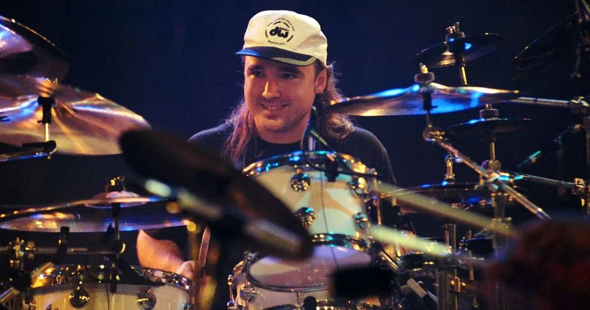 O baterista que fãs desejam de volta ao Pearl Jam