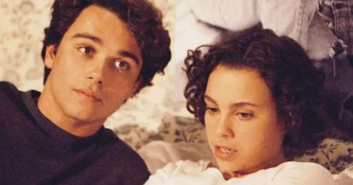 30 anos após 'História de Amor', Angelo Paes Leme, o 'bad boy' Caio e par de Joyce na trama, abre o jogo sobre elenco da novela: 'Não queria nem...'