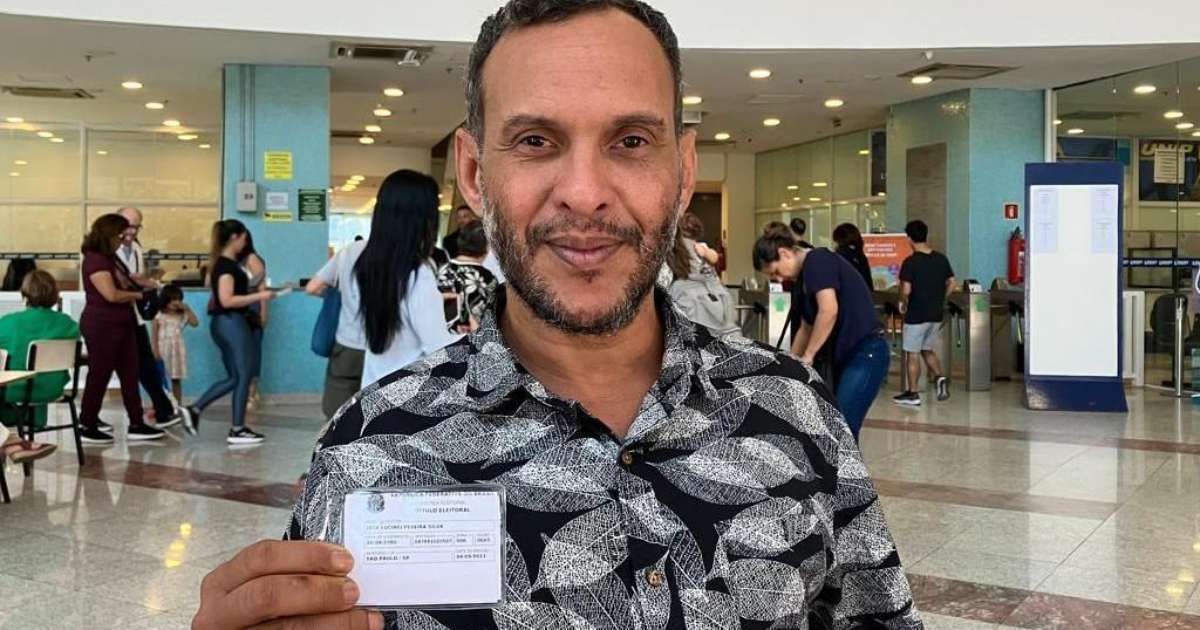 Ele passou uma década sem votar vivendo nas ruas de São Paulo. Até este domingo: 'Vesti minha melhor roupa'