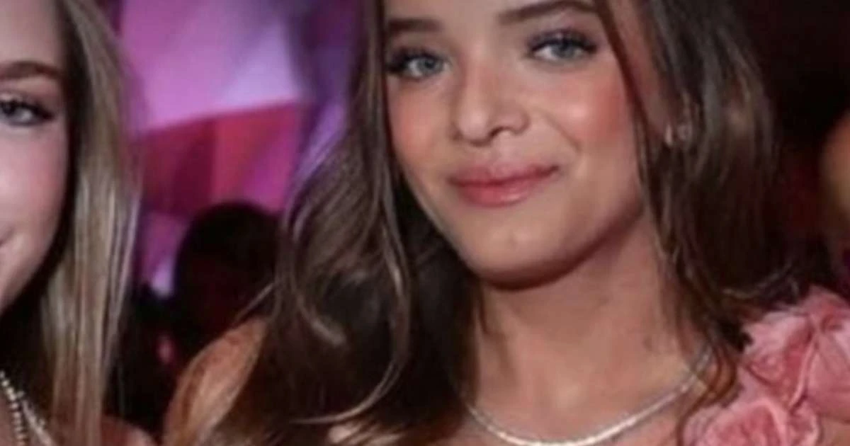 Roupa de Rafa Justus em festa de gala rouba a cena: 'Alguém segura...'