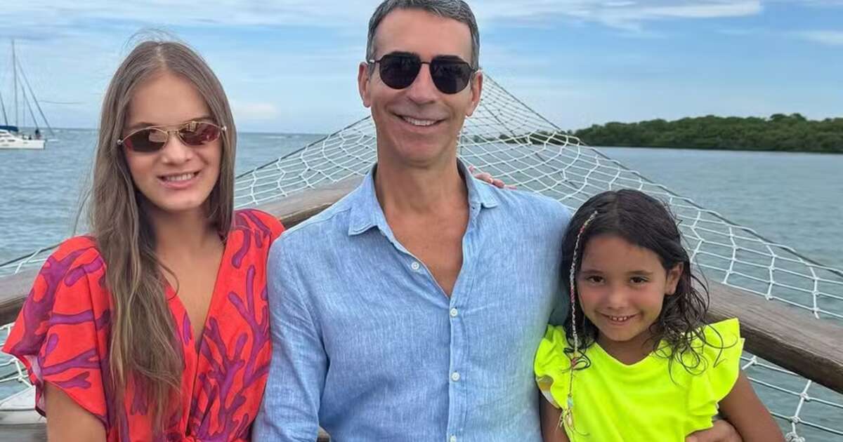 Fofura! César Tralli se emociona ao ver momento das filhas: 'Meu coração derreteu'