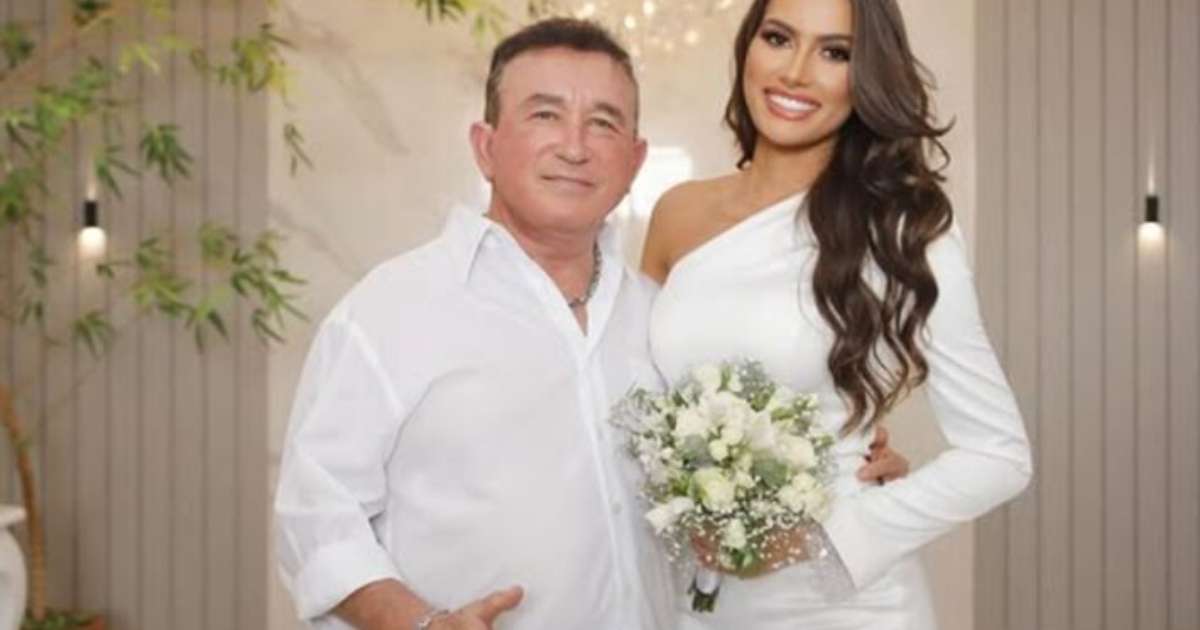 Mulher de Amado Batista, 50 anos mais jovem, mostra fotos de viagem de lua de mel com o cantor; veja