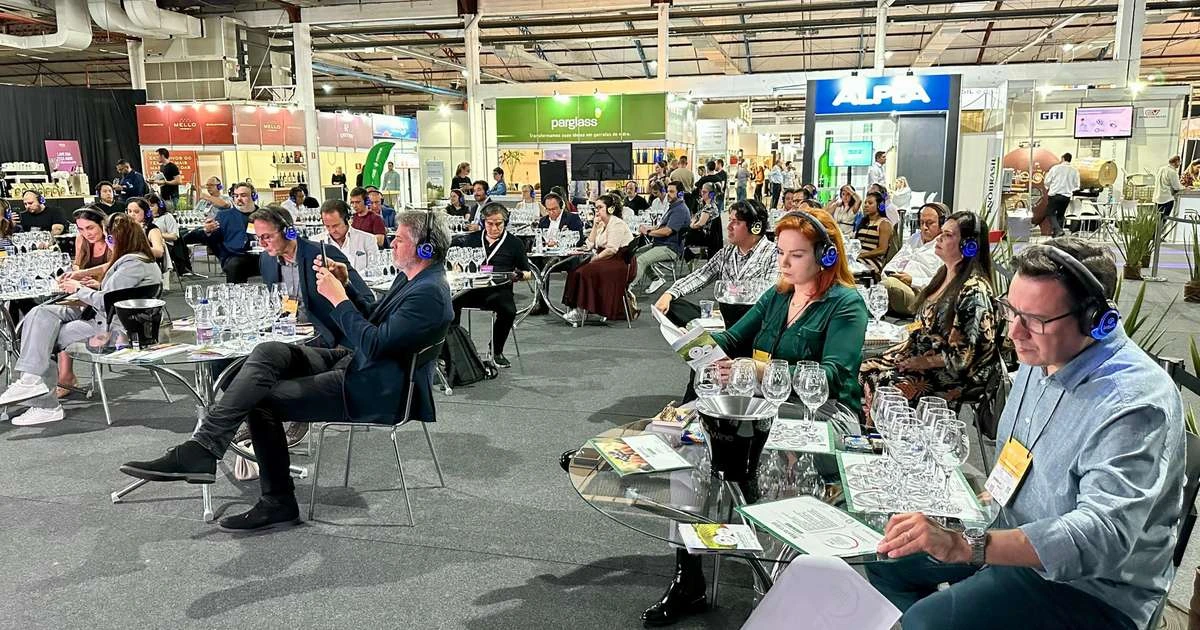 Da tragédia à reconstrução: local que foi ponto de apoio durante enchentes recebe feira de vinhos no RS