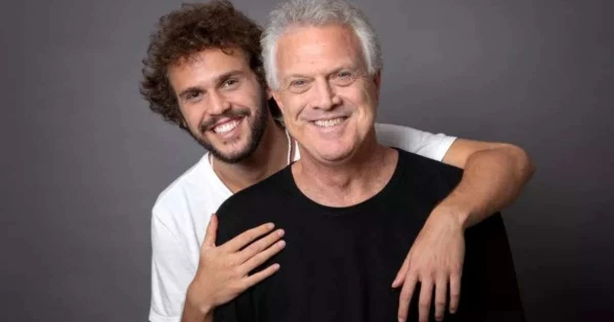 Theo Bial faz revelação sobre ajuda do sobrenome do pai em sua carreira