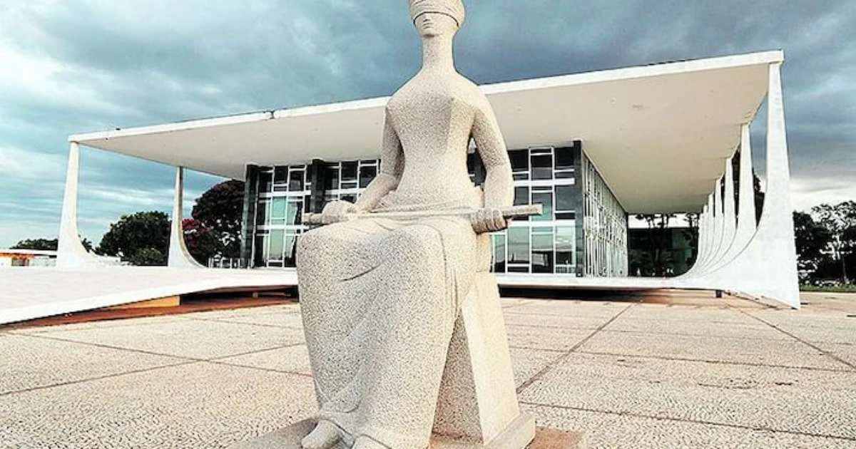 Sala da Primeira Turma, onde Bolsonaro será julgado no STF, passa por obras