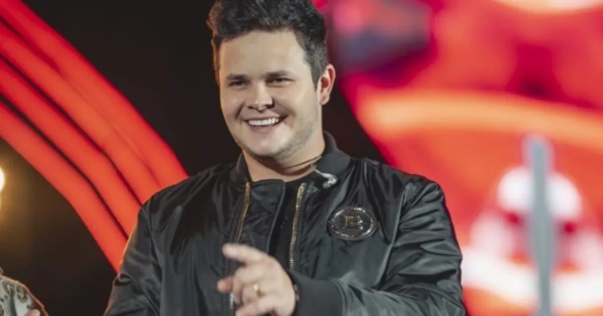 Matheus, da dupla com Kauan, tem celular roubado antes de evento e recebe surpresa inesperada de fã