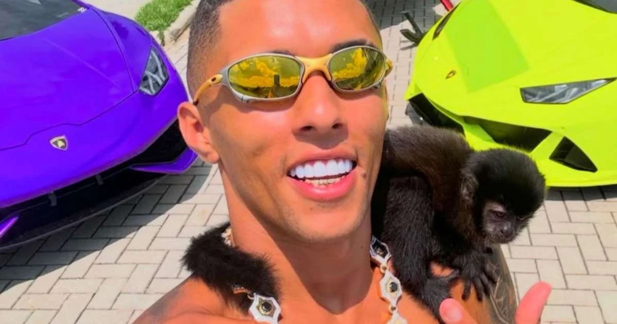 Saiba quem é o influenciador que arrecadou 10 milhões com brincadeira em seu casamento