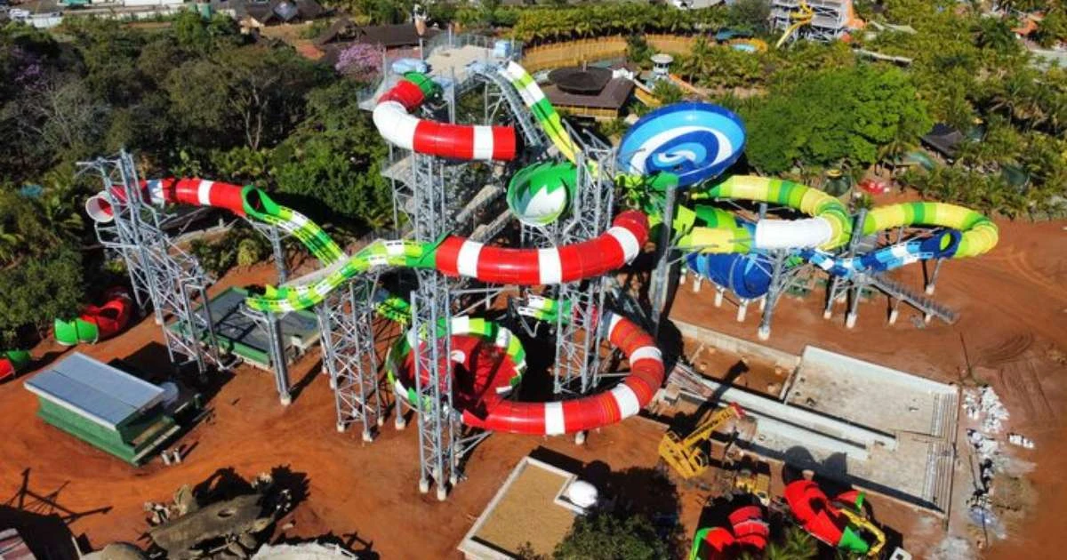 Parque aquático de SP anuncia maior toboágua do mundo com inspiração em Dubai; saiba como será