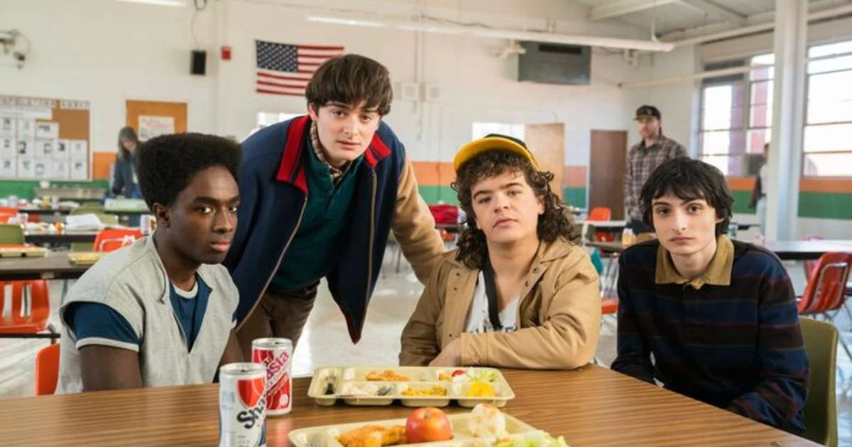 Elenco de 'Stranger Things' destaca legado da série em vídeo inédito; assista