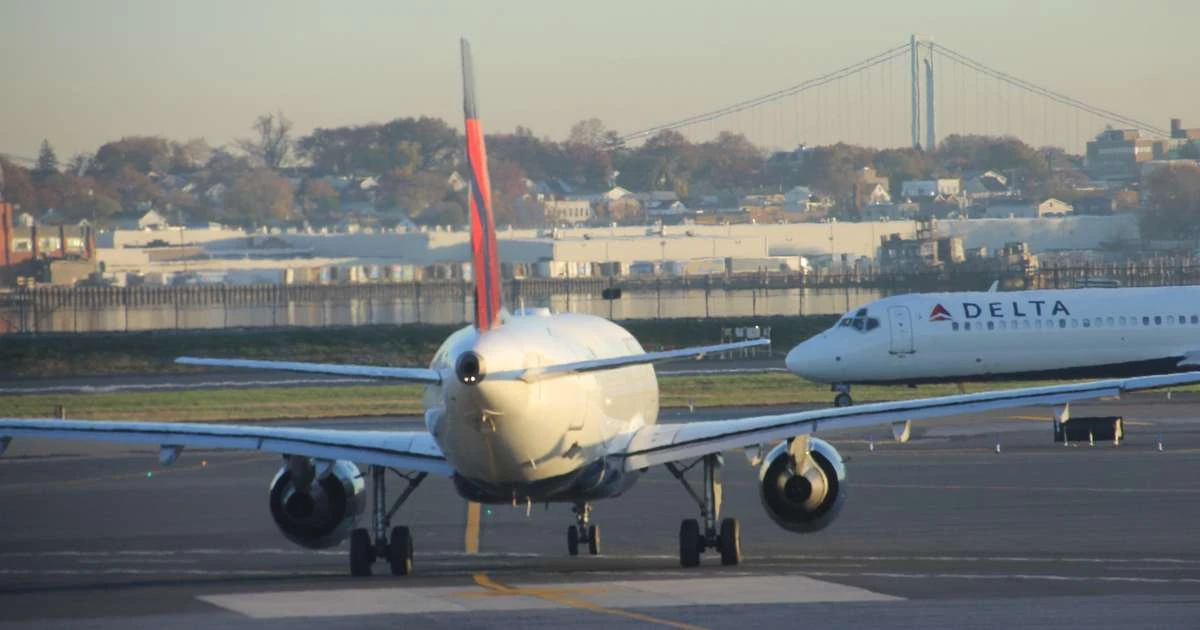 'Quase colisão' em aeroporto gera investigação federal e reforça 'caos aéreo' nos EUA
