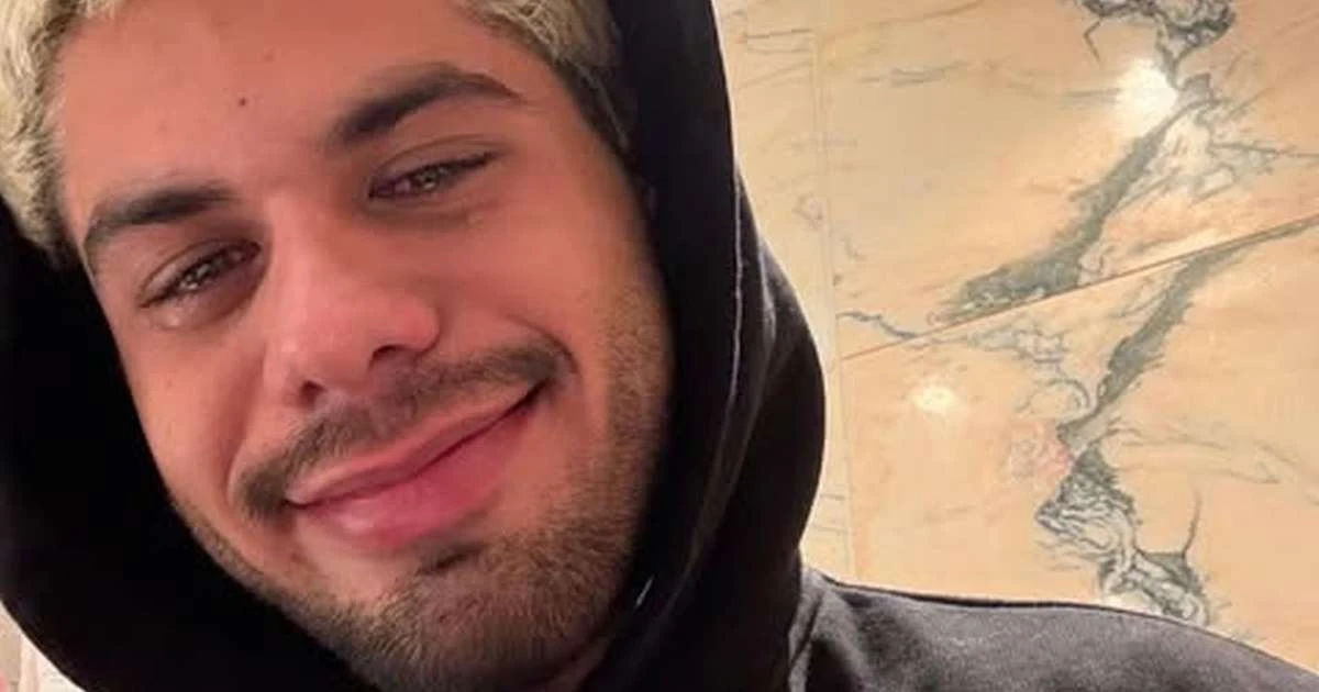 'Se eu fosse um...' O desabafo emocionante de Zé Felipe em show após separação de Virgínia Fonseca também vai te comover