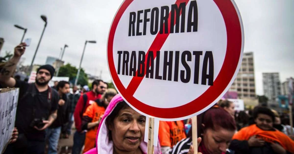 Reforma trabalhista aumentou informalidade ao enfraquecer sindicatos, diz estudo inédito