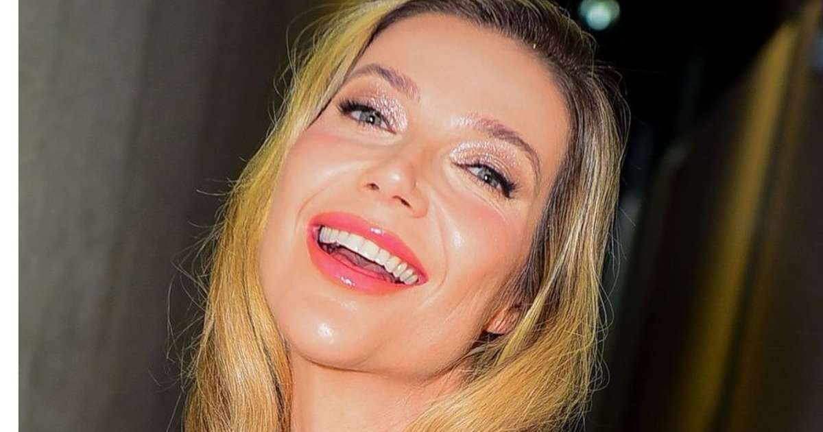 Público confunde Luiza Possi com Maya Massafera: 'Mexeu no rosto?'