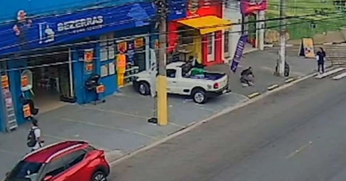 Jovem esfaqueia e mata ex da atual companheira em SP