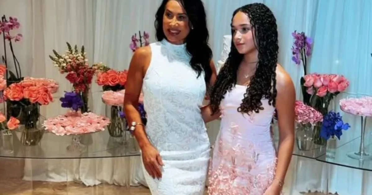 Scheila Carvalho recebe críticas por festa de 15 anos da filha: 'Queria aparecer'