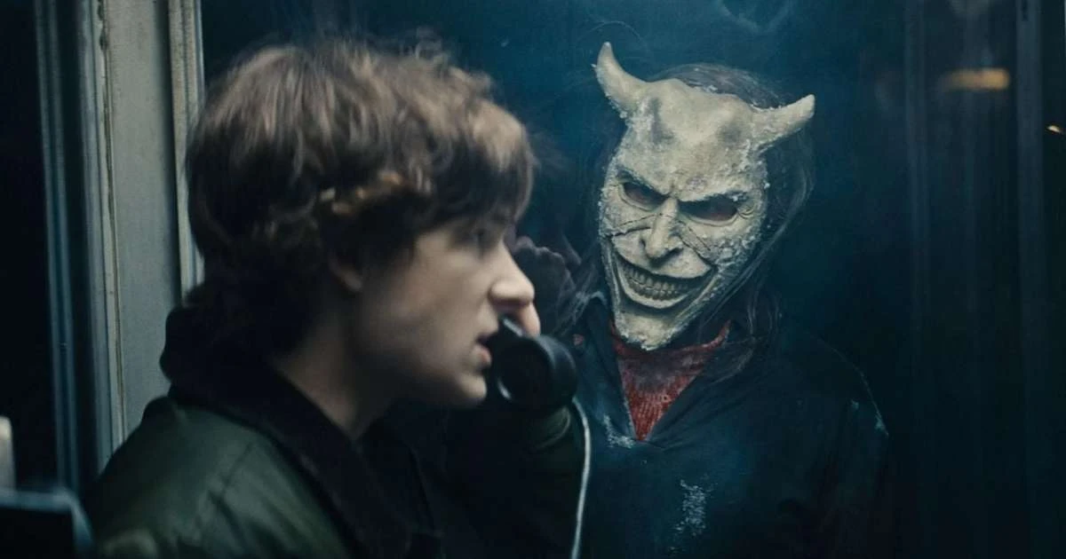 O Telefone Preto 2 se inspira diretamente em um dos maiores filmes de terror da história para trazer Ethan Hawke de volta como vilão