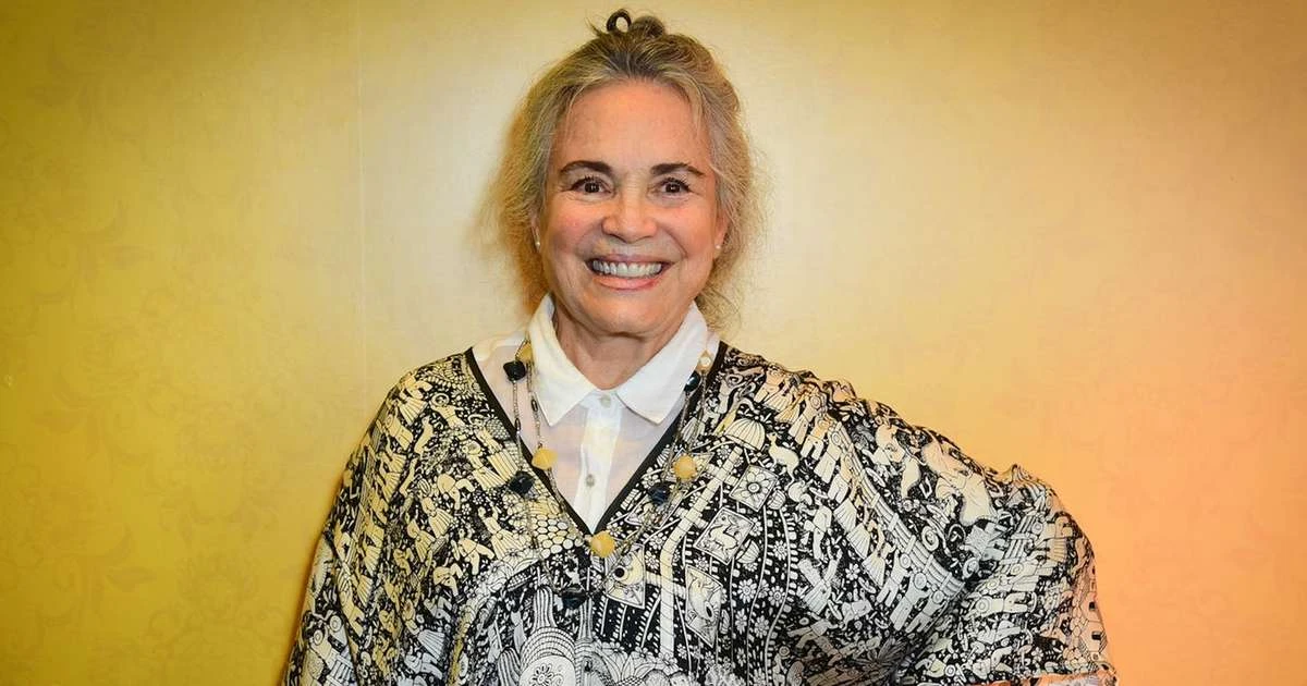 Regina Duarte fala sobre relação com Jair Bolsonaro e reforça apoio : 'Um homem que sempre admirei e continuo admirando'