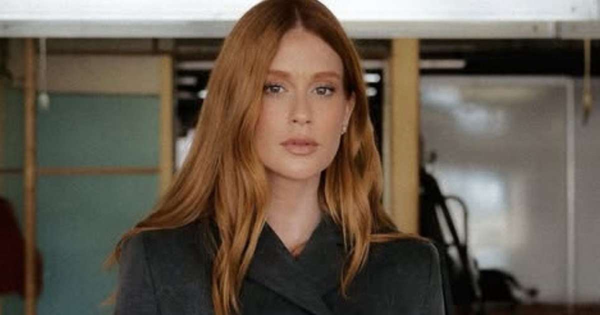 Chique ou cafona? Marina Ruy Barbosa aposta em look dourado diferentão para jantar de Natal