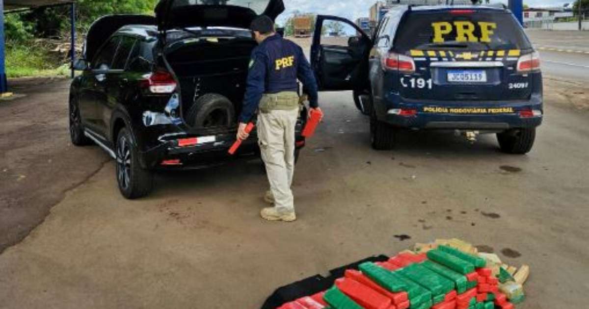 Casal paraguaio é preso com mais de 100 kg de maconha em carro argentino no RS